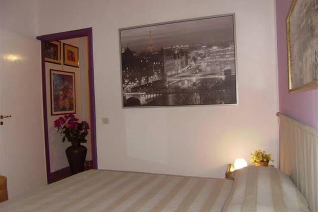 Cosmopolitan Bed and breakfast
